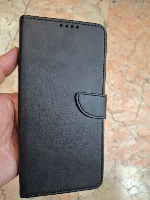 قاب کیفی چرمی مگنتی جاکارتی دار xiaomi poco x5 pro